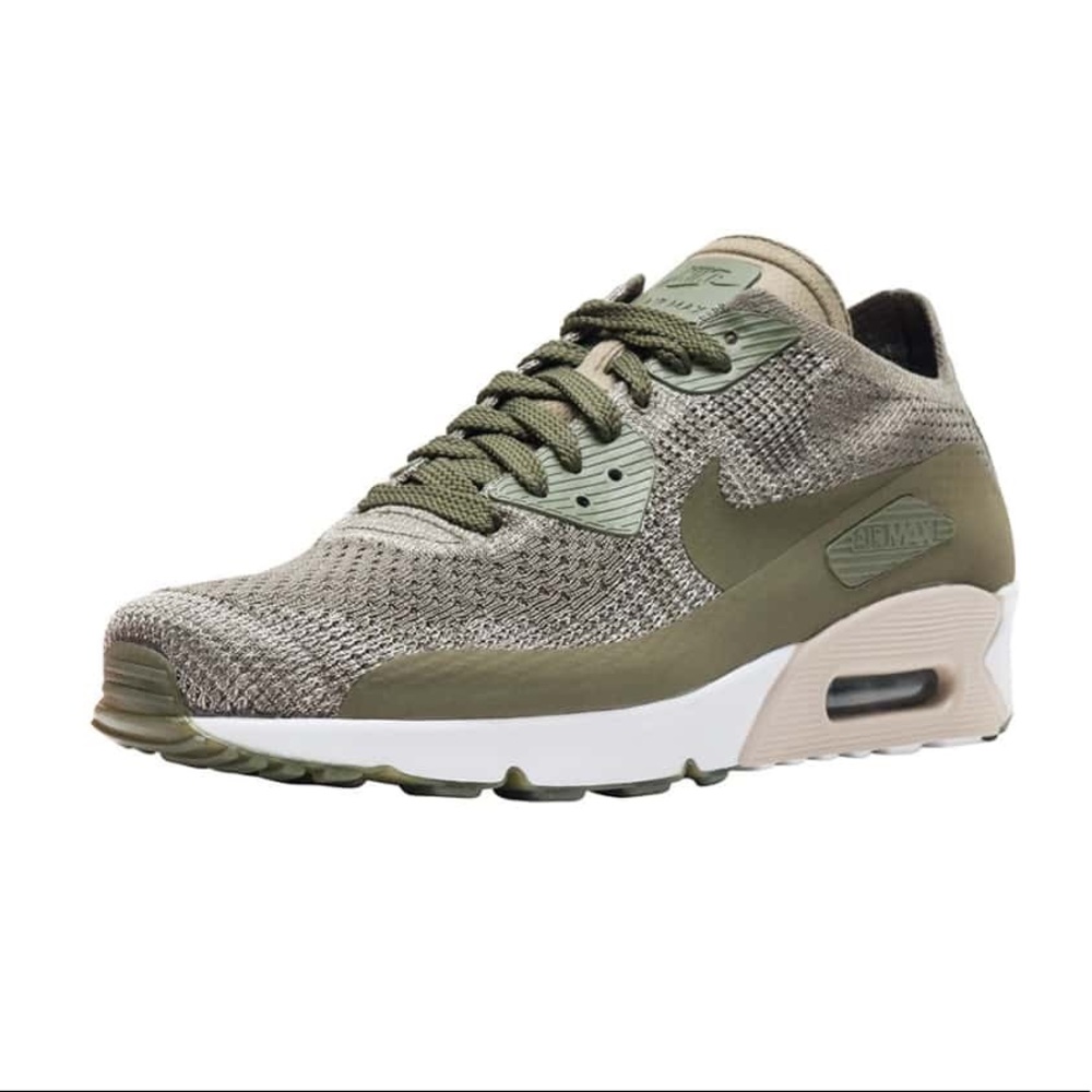 Nike Air Max 90 Flyknit